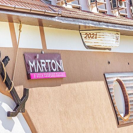 Szigetszentmárton Martoni Resort & Restaurant מראה חיצוני תמונה