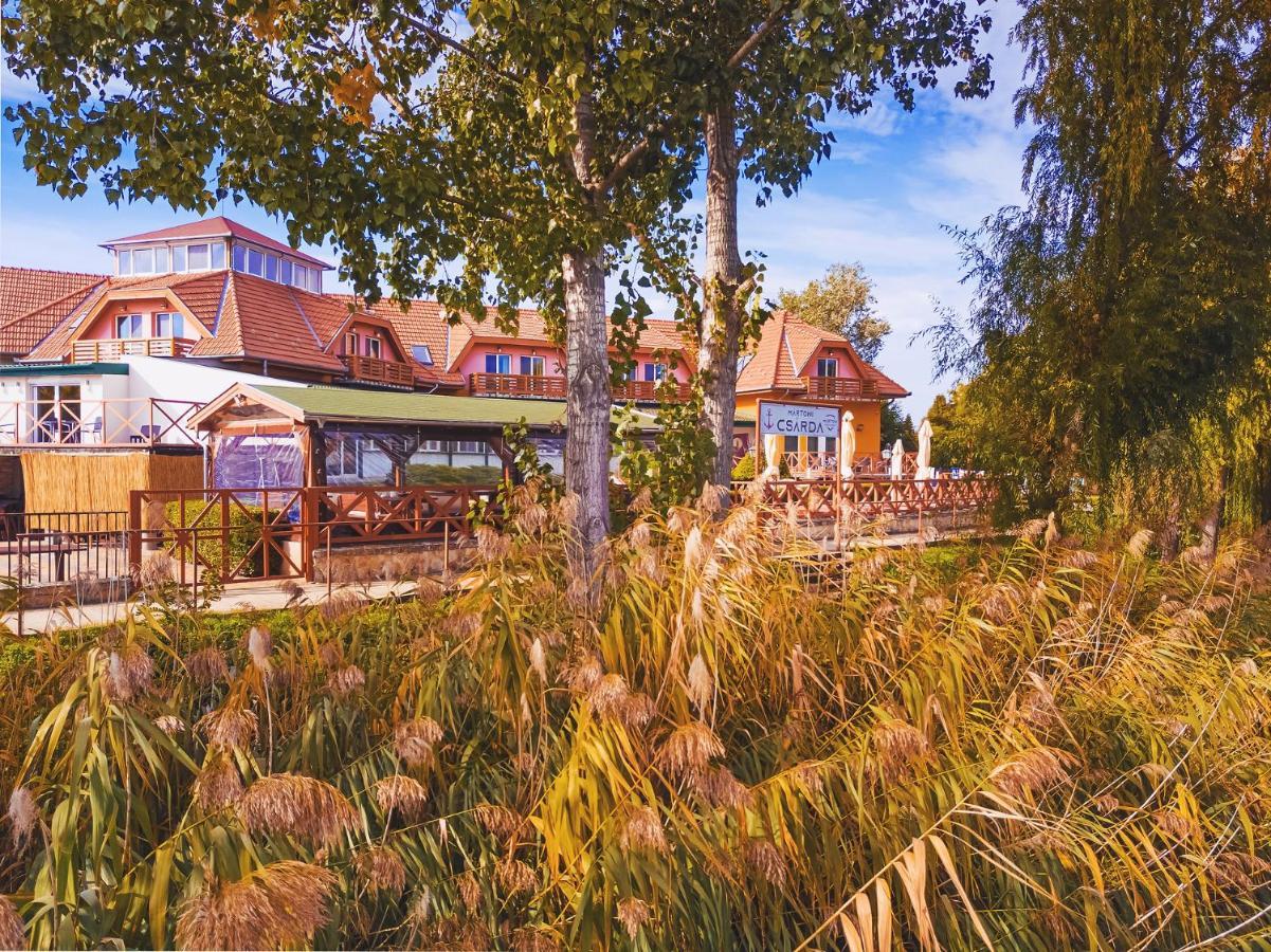 Szigetszentmárton Martoni Resort & Restaurant מראה חיצוני תמונה
