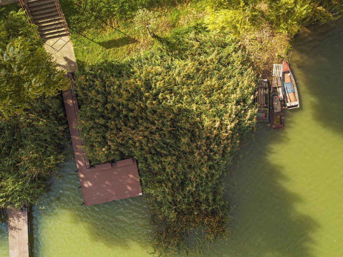 Szigetszentmárton Martoni Resort & Restaurant מראה חיצוני תמונה