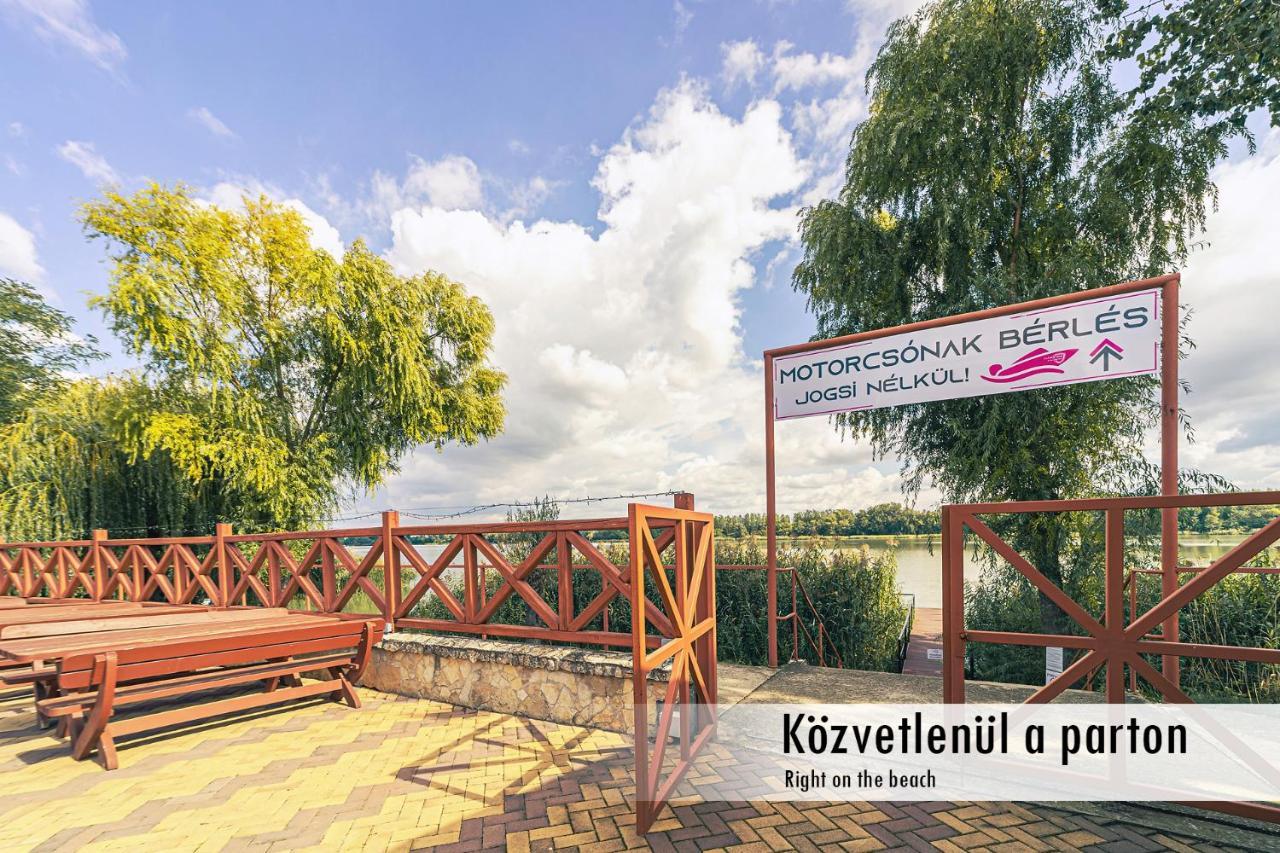 Szigetszentmárton Martoni Resort & Restaurant מראה חיצוני תמונה