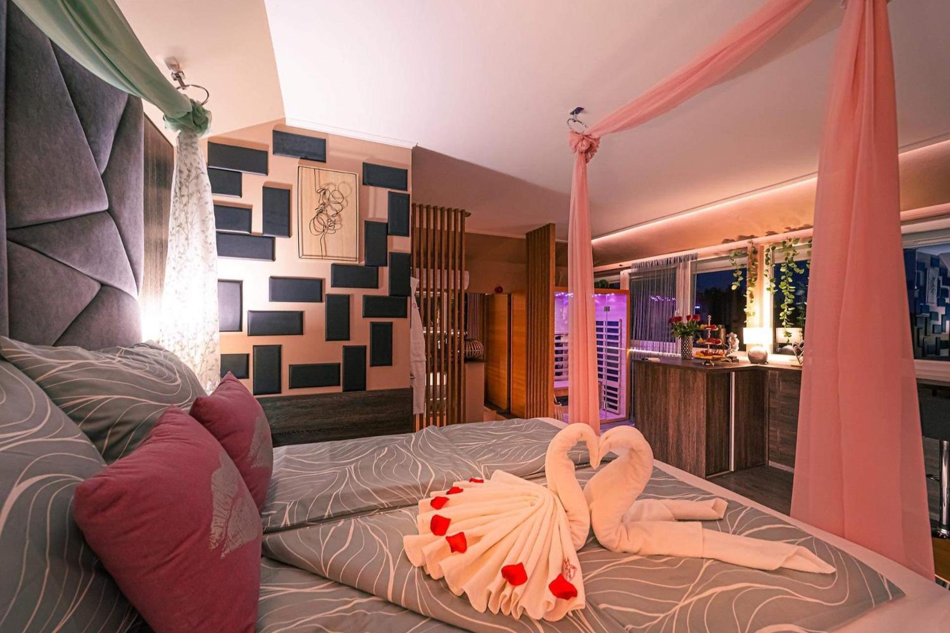 Szigetszentmárton Martoni Resort & Restaurant מראה חיצוני תמונה